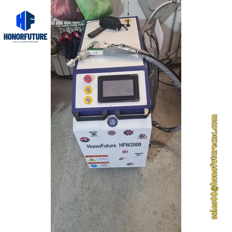 1500W 2000W 3000W ハンドヘルドレーザー溶接 - Industrial Laser Welding Machine のレビューと価格